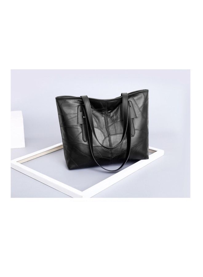 Fashionable Textured Tote Black  - Image 3