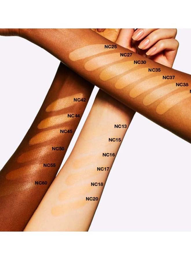 MAC - Studio Fix Soft Matte Foundation Stick NC17 Beige - Image 1