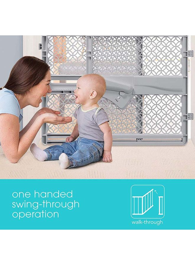 summer infant - Multi-Function Walk Thru Safety Gate - Image 1