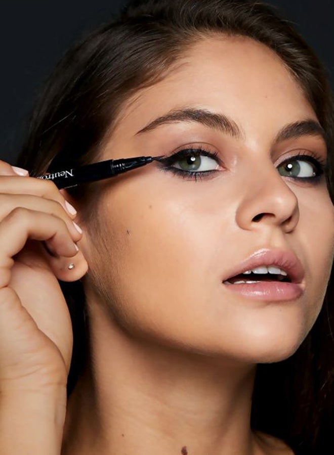 نيوتروجينا محدد عيون سائل متقن أسود فحمي - Image 5