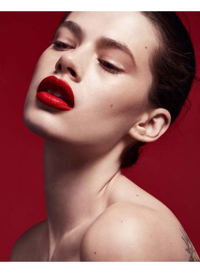 Stockout Fenty Beauty By Rihanna Stunna Matte Lipstick Red  - Image 4