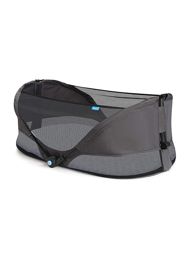 Munchkin - Brica Fold 'n Go Travel Bassinet - Image 1