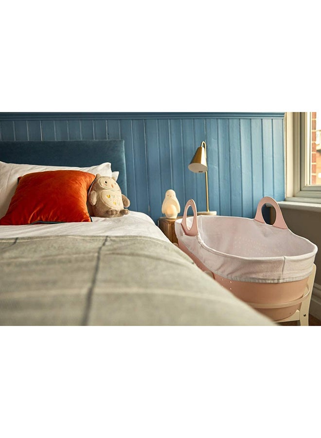 tommee tippee - Sleepee Moses Basket With Stand - Mint Green/White - Image 1