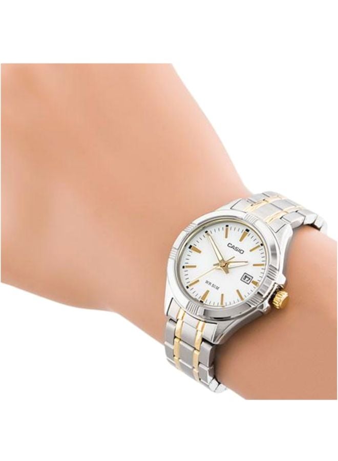 كاسيو ساعة يد بعقارب وسوار من الإستانلس ستيل طراز MTP-1308SG-7AV - قياس 44 مم - فضي/ذهبي للرجال - Image 4