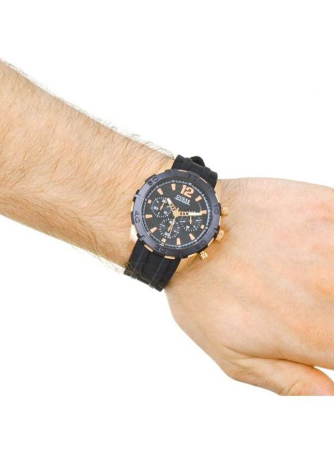 جس ساعة يد بعقارب مضادة للماء بسوار سيليكون طراز W0864G2 للرجال - Image 4