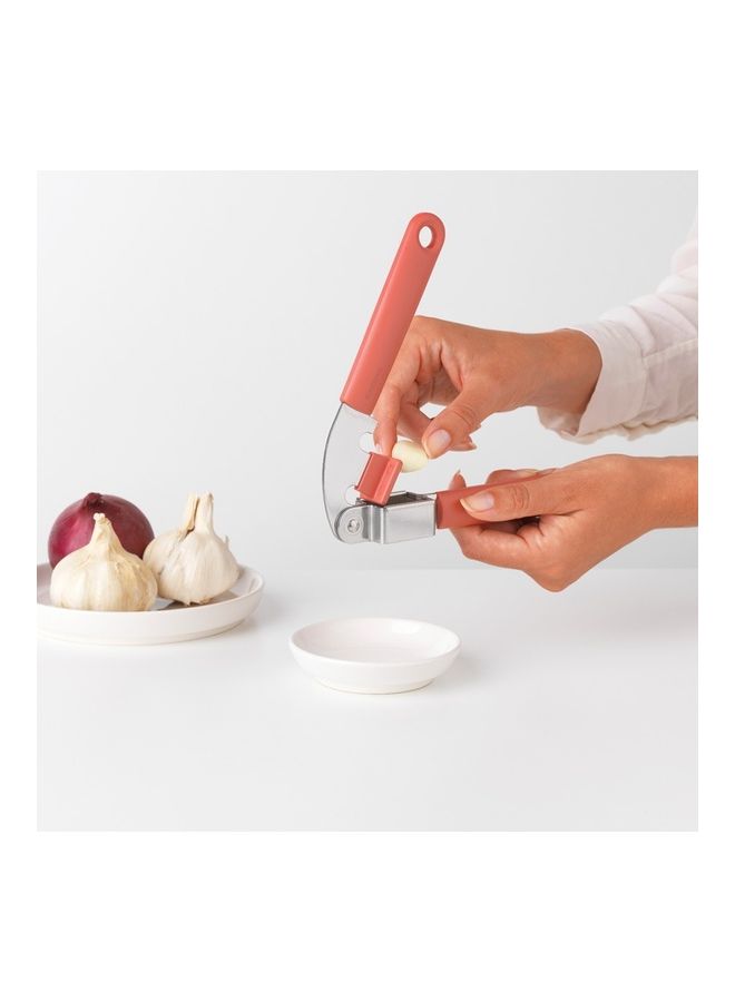 brabantia Garlic Press Terracotta Terracotta Terracotta Pink 2.9x5.8x18cm - Image 2