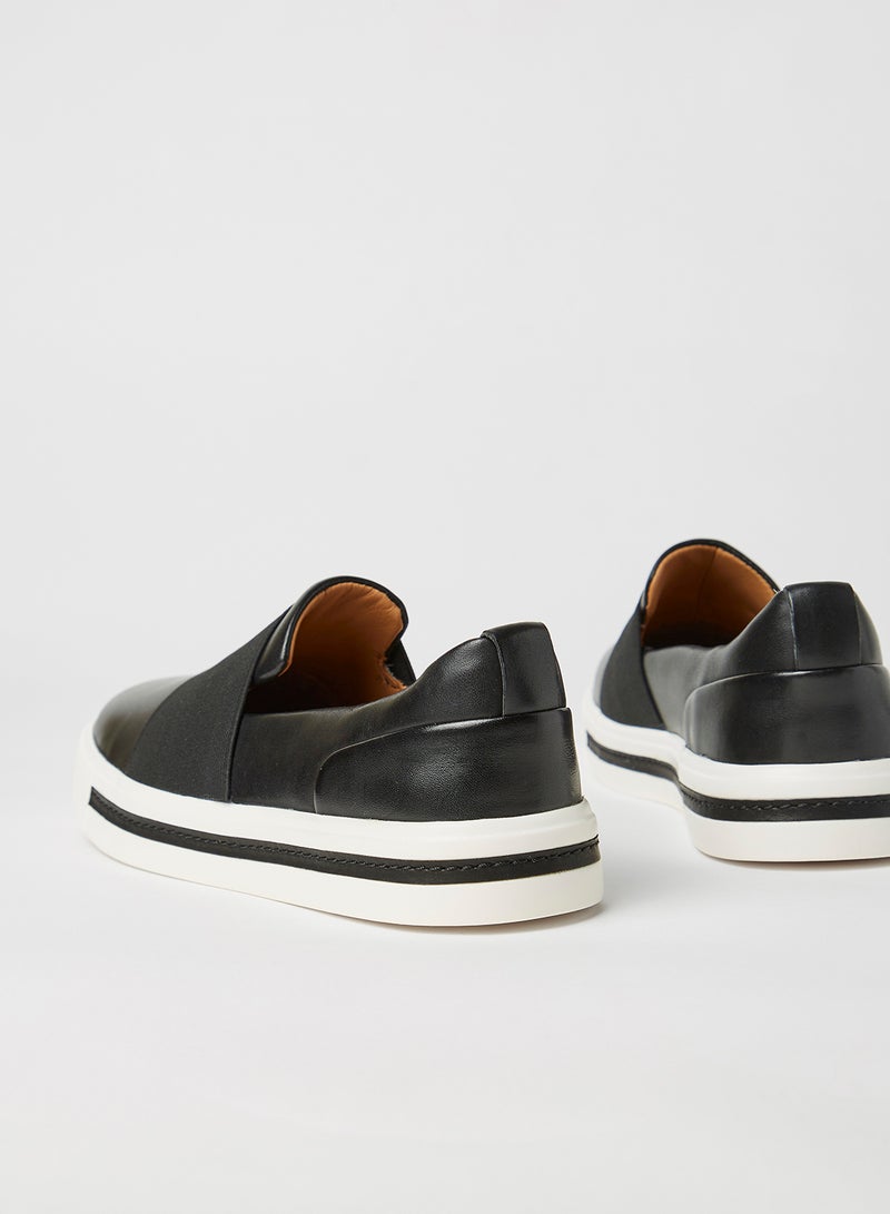 clarks - Un Maui Step Leather Slip-Ons Black - Image 1