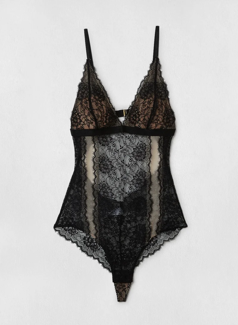 underprotection Lace Bodysuit Black