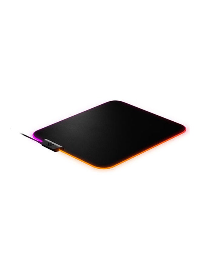 SteelSeries QcK Edge Cloth Gaming Mouse Pad - Never-fray Stitched Edges - Optimized For Gaming Sensors - Size M (320 x 270 x 2mm) - Black - Image 2