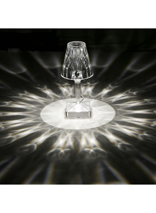 مصباح طاولة من الأكريليك قابل لإعادة الشحن بمنفذ USB بتصميم ماسي أبيض - Image 3