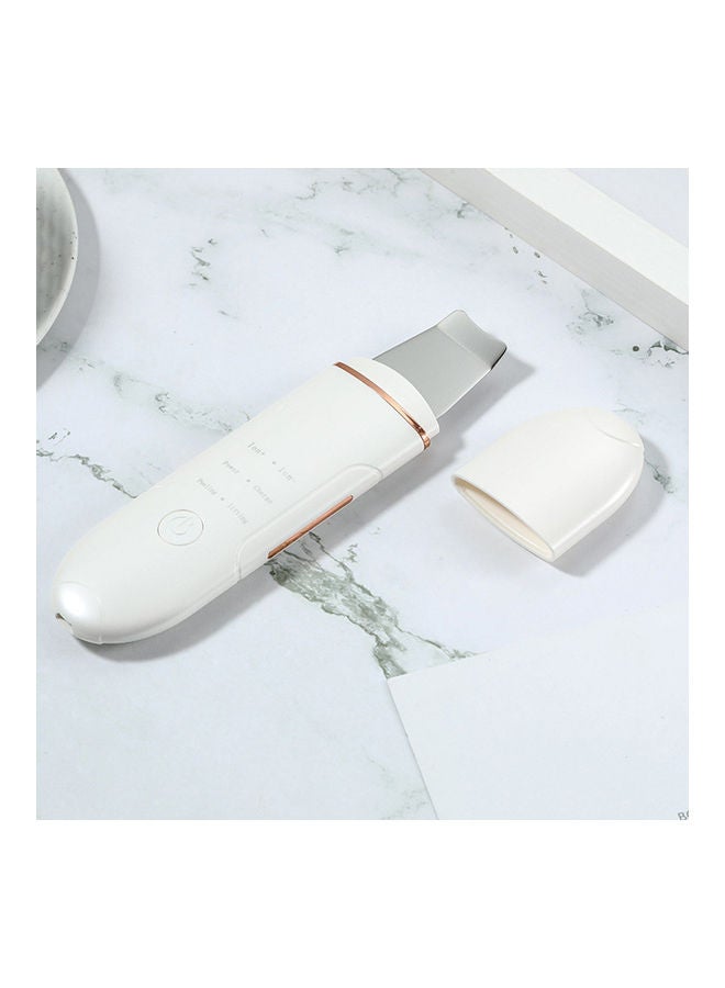 إيزي سو جهاز تنظيف عميقٍ للرؤوس السوداء يعمل بالموجات فوق الصوتية وقابلٌ للشحن . أبيض/ذهبيٌّ . - Image 1