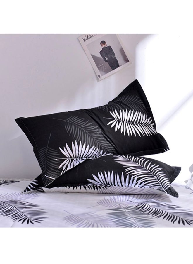 بيوينتي طقم شرشف سرير مكون من 4 قطع نسيج أسود/ أبيض Quilt Cover 220x240 cm, Bed Sheet 230x250 cm, Pillow Cover 48x74سم  - Image 2