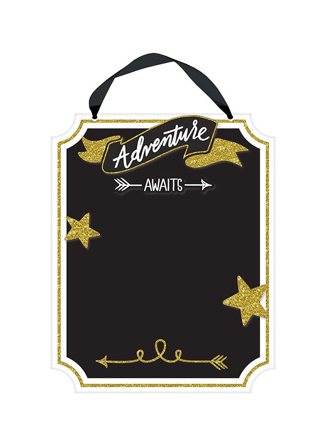 أمسكان لافتة معلقة لديكور حفلات التخرج