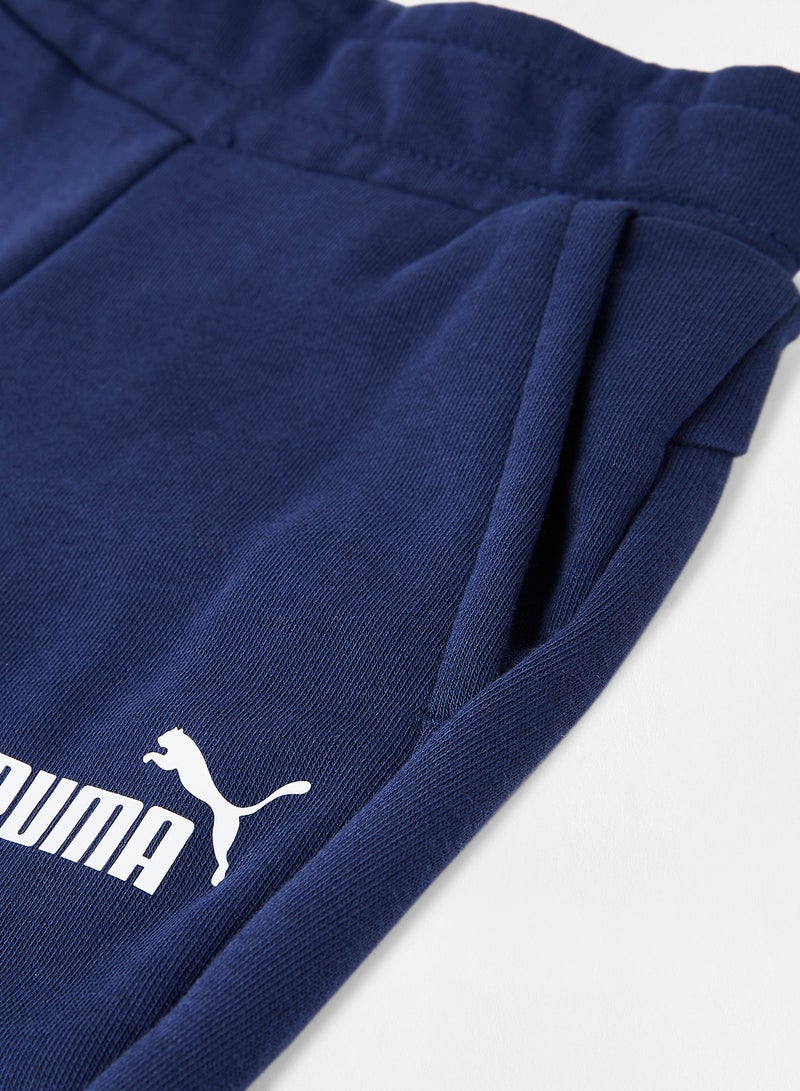 بوما بنطال رياضي خفيف للأطفال مزين بشعار من مجموعة إسينشال أزرق - Image 4