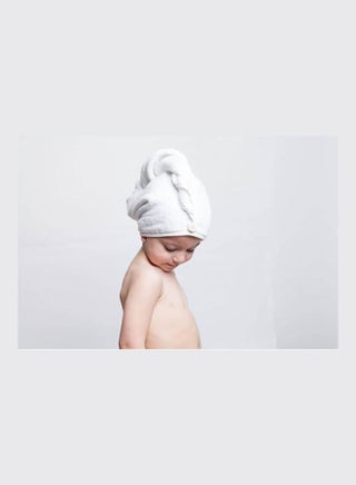 منشفة شعر من القطن بتصميم ملتف ورقبة وغطاء للرأس لون أبيض - v1625215196/N48661370V_1