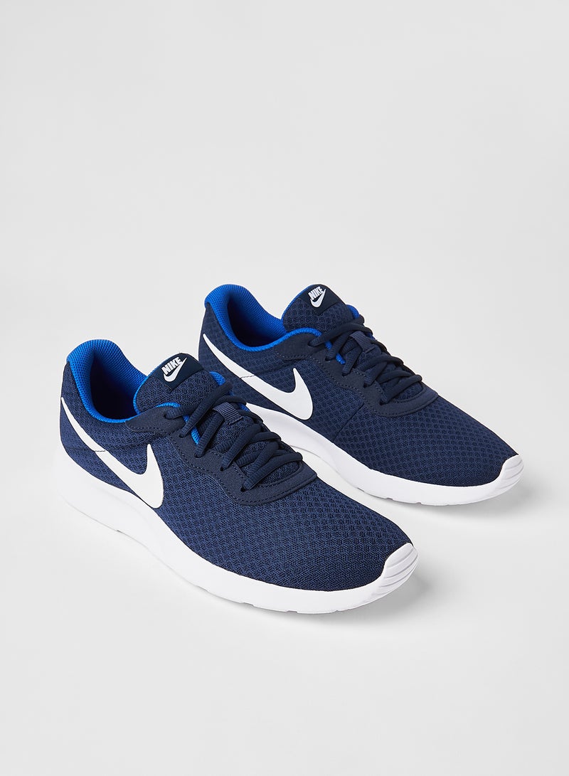 Nike - Tanjun Low Top Sneakers Blue - Image 1