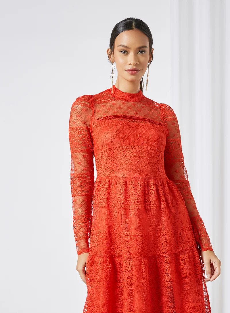 فيرو مودا Lace Tiered Midi Dress جوجي بيري