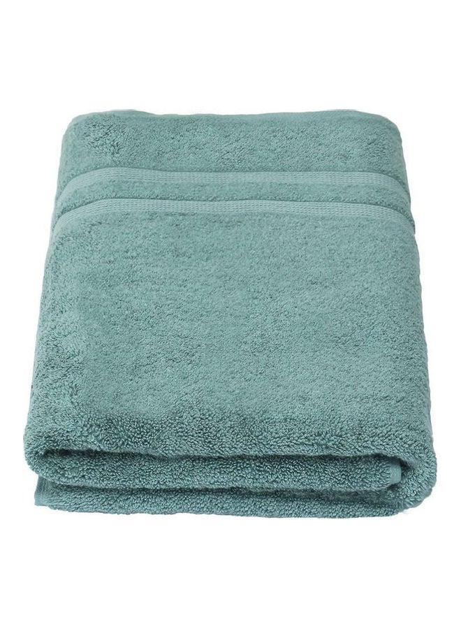 Feather Organic Bath Towel Green  - Image 2