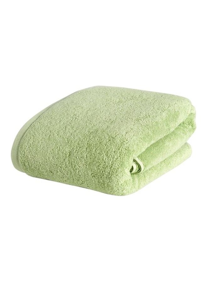 Feather Organic Bath Towel Light Green 180x90cm  - Image 3