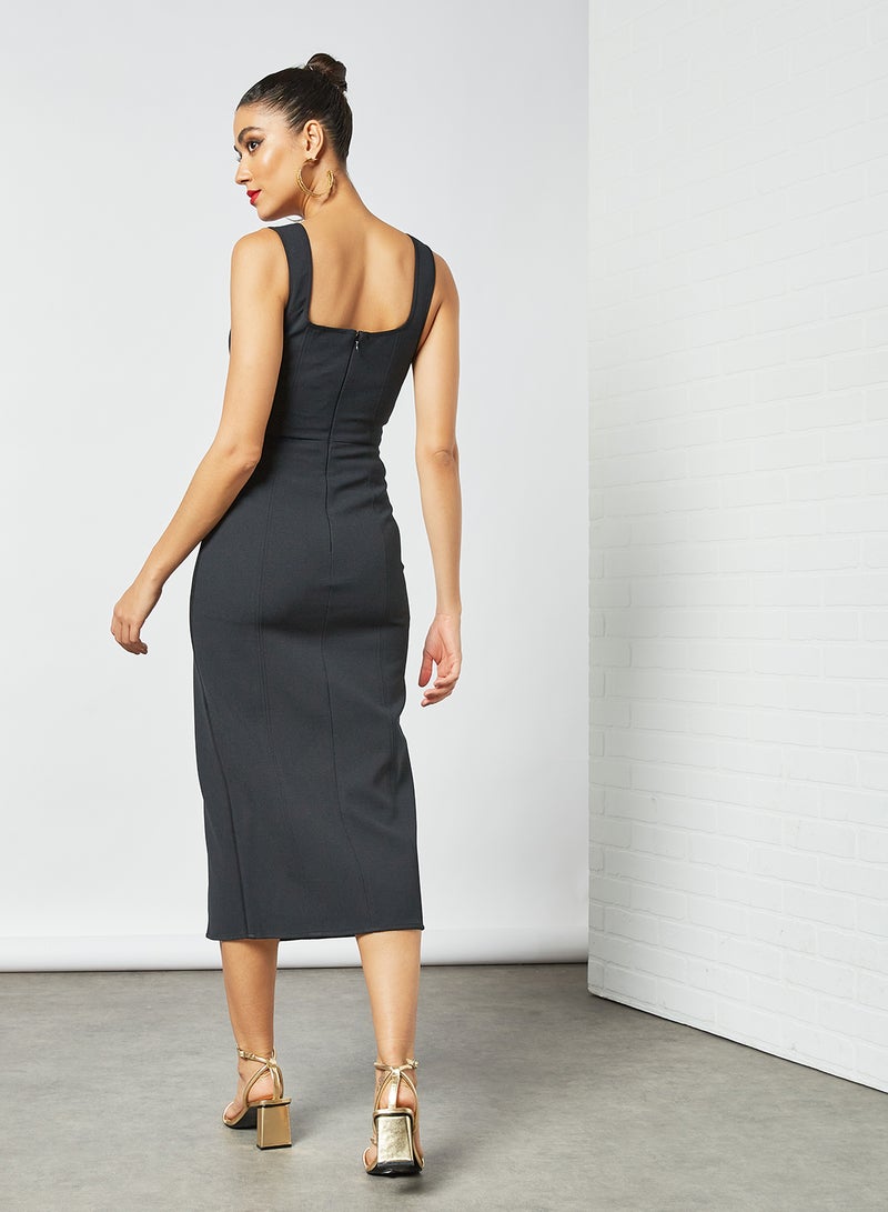 Cmeo collective - Cut-Out Detail Midi Dress Black - Image 1