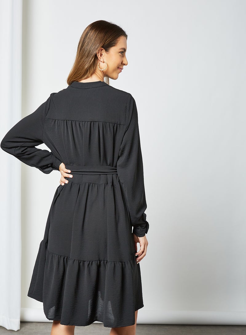 V-Neck Belted Dress Black - v1625649863/N43746009V_4