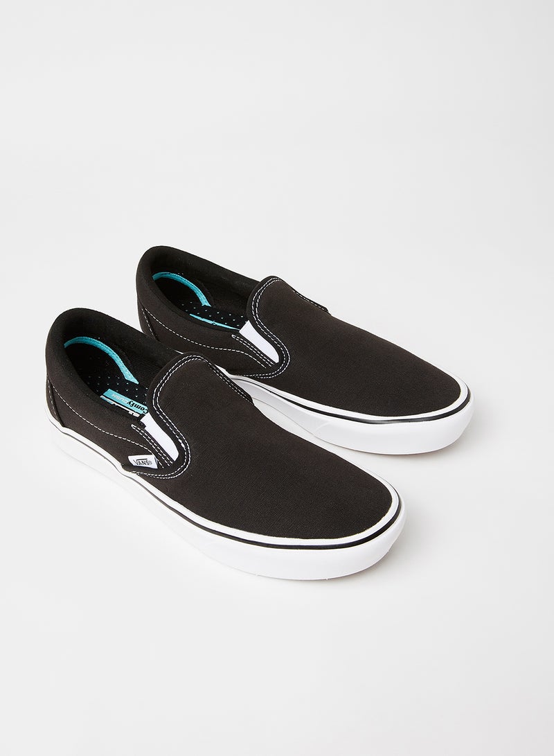 VANS Comfycush Slip Ons Black/True White  - Image 2