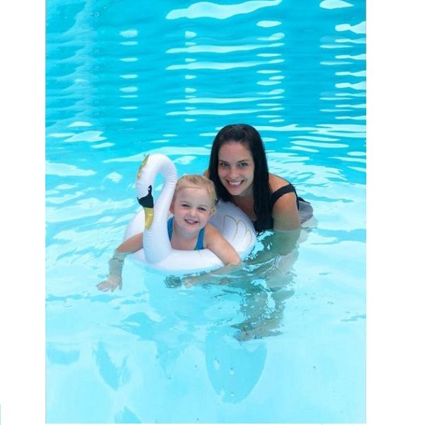 Jilong White Swan Inflatable Float Swim Ring 48 x 48 x 48cm  - Image 2