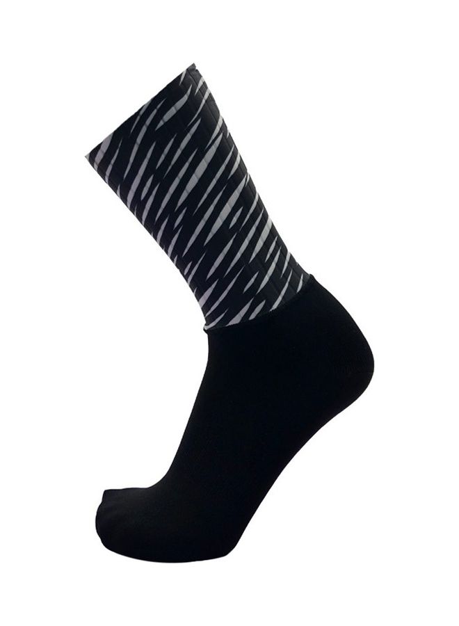 Generic Antiskidding Breathable Aero Socks - Image 2