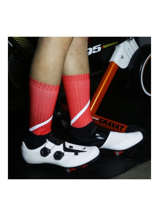 Generic Reflective Striped Breathable Sports Socks - Image 3