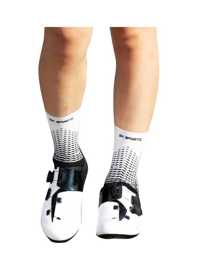 Generic Anti-Slip Wearproof Cycling Socks  - Image 2