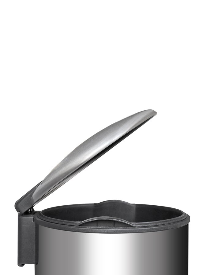 Amal Powder Coated Bathroom Pedal Trash Bin Silver 21 x 28cm - Image 3
