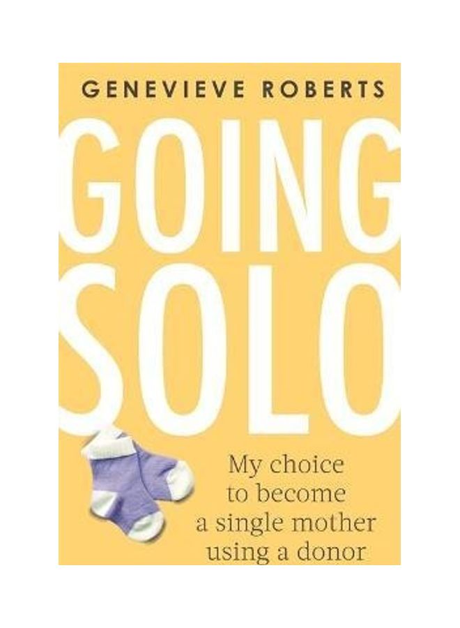 Going Solo Paperback English by Genevieve Roberts 