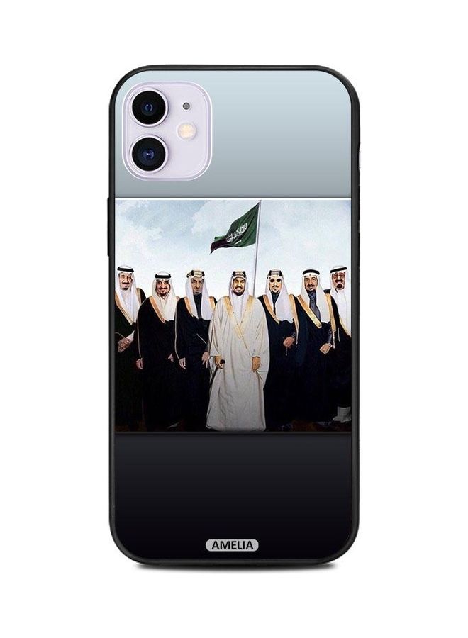 إميليا حافظة حماية بتصميم طبعة ملوك المملكة العربية السعودية، مناسبة لهاتف أبل آيفون 11 تتميز الحافظة بتصميم مُتعدد الألوان. - Image 1