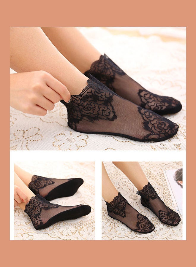 جوي شيك جوارب بطول الكاحل مزينة بدانتيل بلون وردي أسود - Image 4