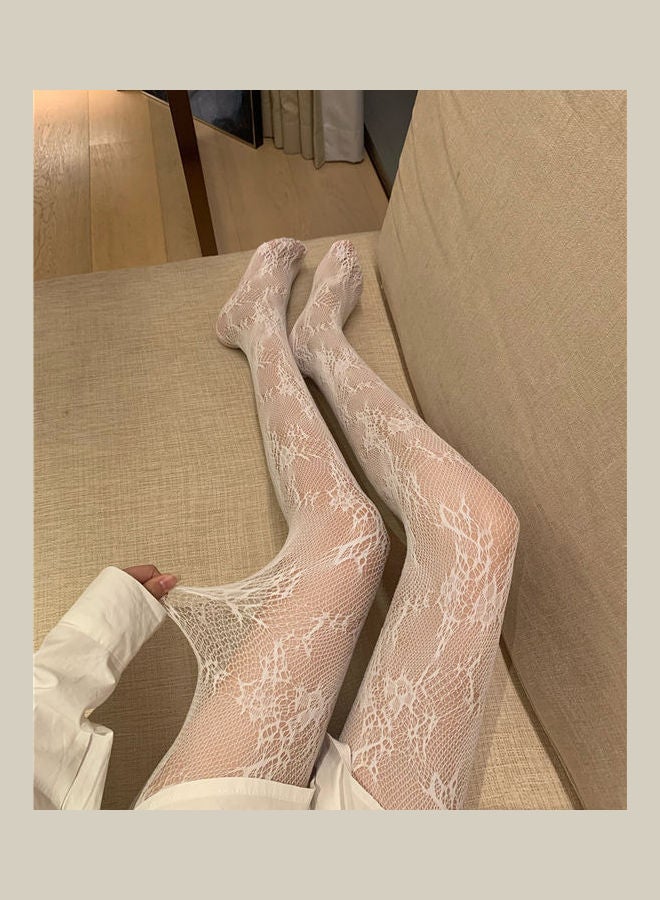 جوي شيك زوجُ جوارب طويلة بطبعة زهور أبيض - Image 3