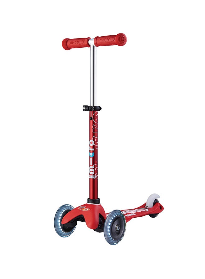 Micro Mini Deluxe Scooter Red - Image 1
