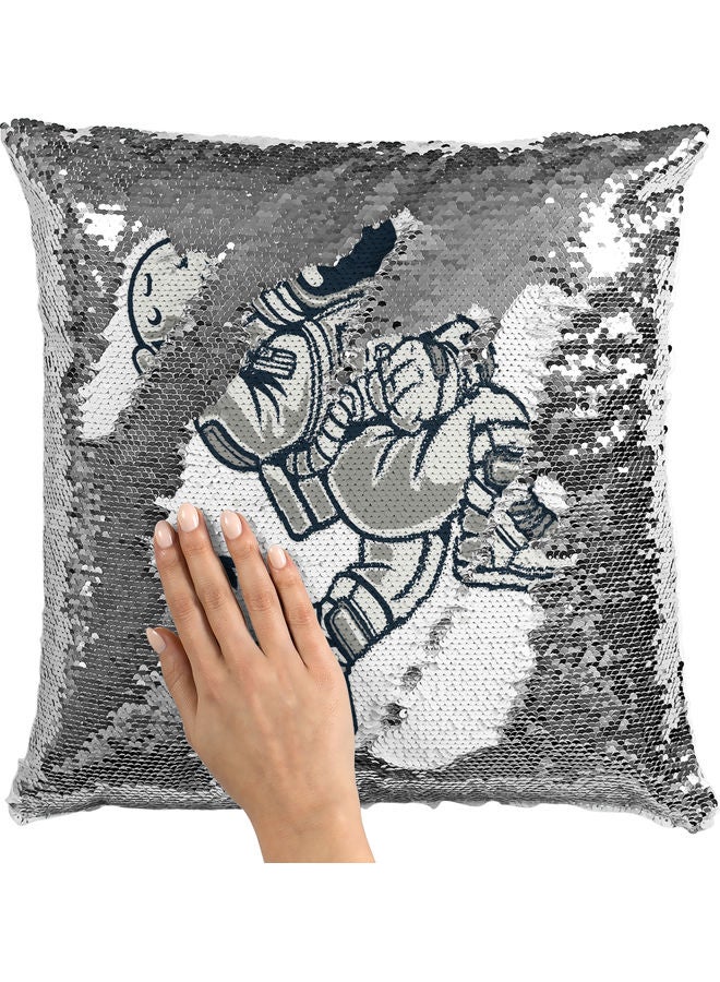 وسادة زينة للديكور مزينة بالترتر بطبعة رائد فضاء يغمز أبيض/ رمادي/ فضي 40x40سم - Image 2