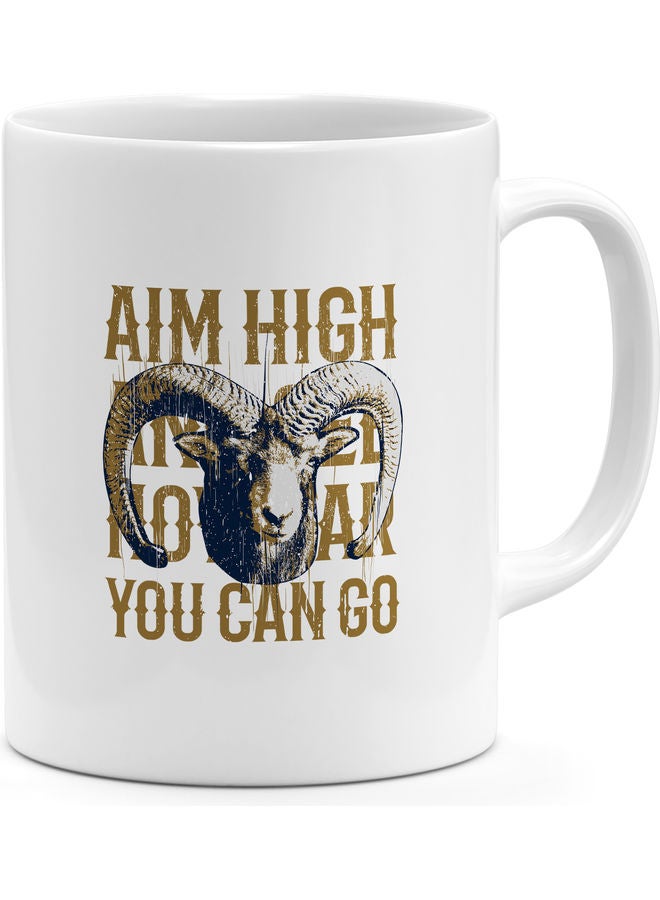 مج قهوة بتصميم مطبوع عليه عبارة "Aim High" متعدد الألوان - Image 1