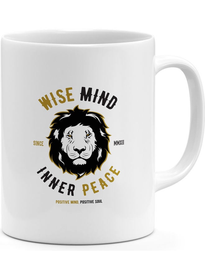 مج قهوة بتصميم طبعة العبارة المقتبسة "Wise Mind" أبيض - Image 1