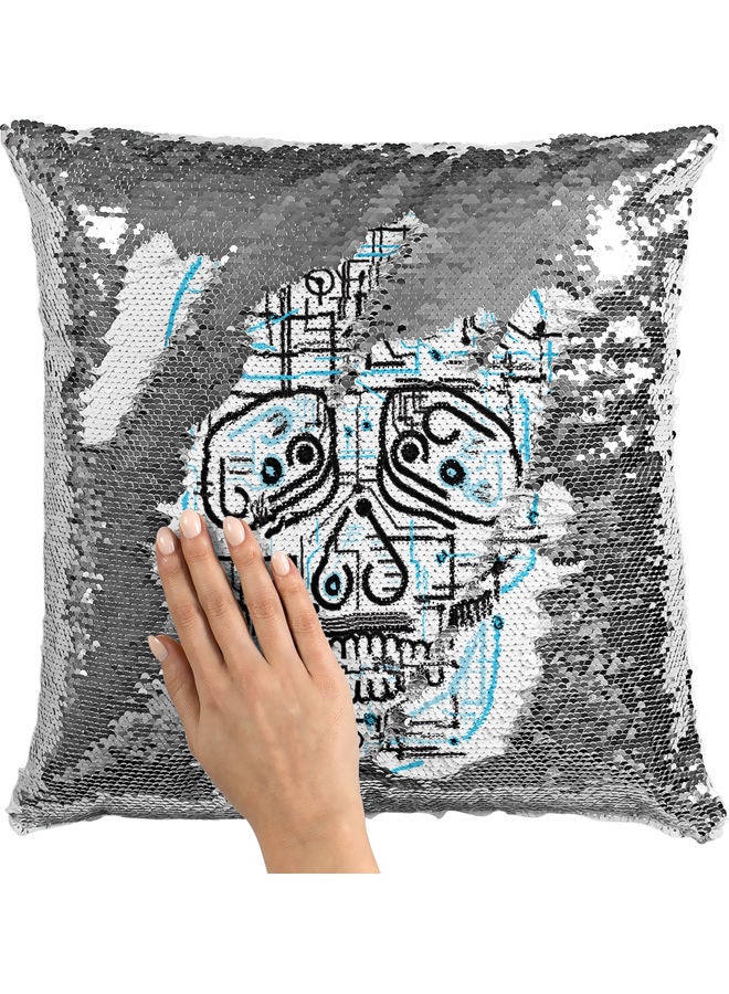 وسادة زينة مطرزة بالترتر بتصميم جمجمة أبيض/ فضي/ أزرق 40x40سم - Image 2