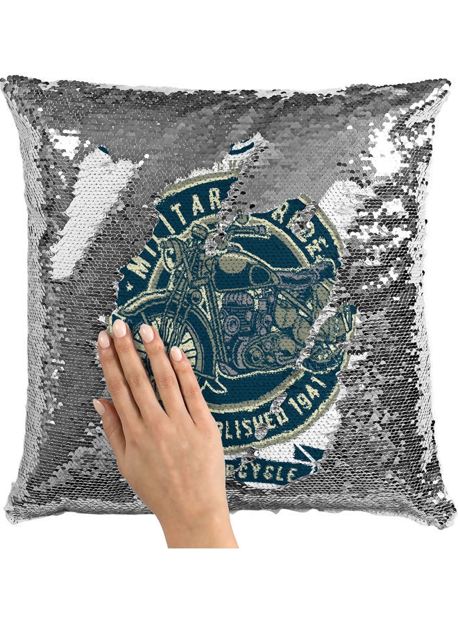 وسادة زينة مزينة بالترتر بتصميم ركوب كلاسيكي أبيض/ فضي/ أزرق 40x40سم - Image 2