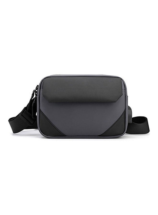 Generic Wear-Resistant Crossbody Single Shoulder Nylon Sling Bag with Charging Port  - Image 4
