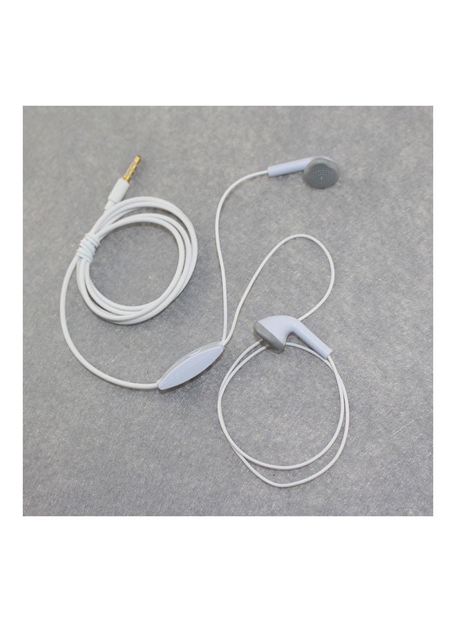 Wired In-Ear Earphones With Mic - Image 2