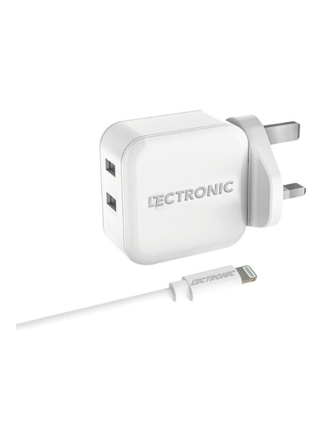 شاحن جداري ذكي للشحن السريع أبيض