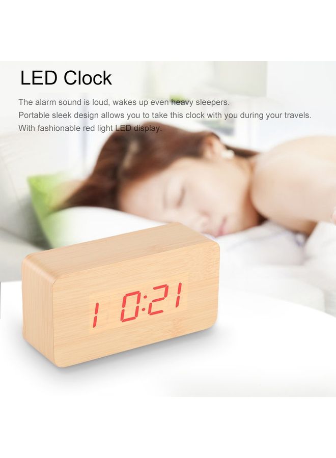 ساعة منبه إلكترونية خشبية بإضاءة LED بني 12x4x6سم - Image 3