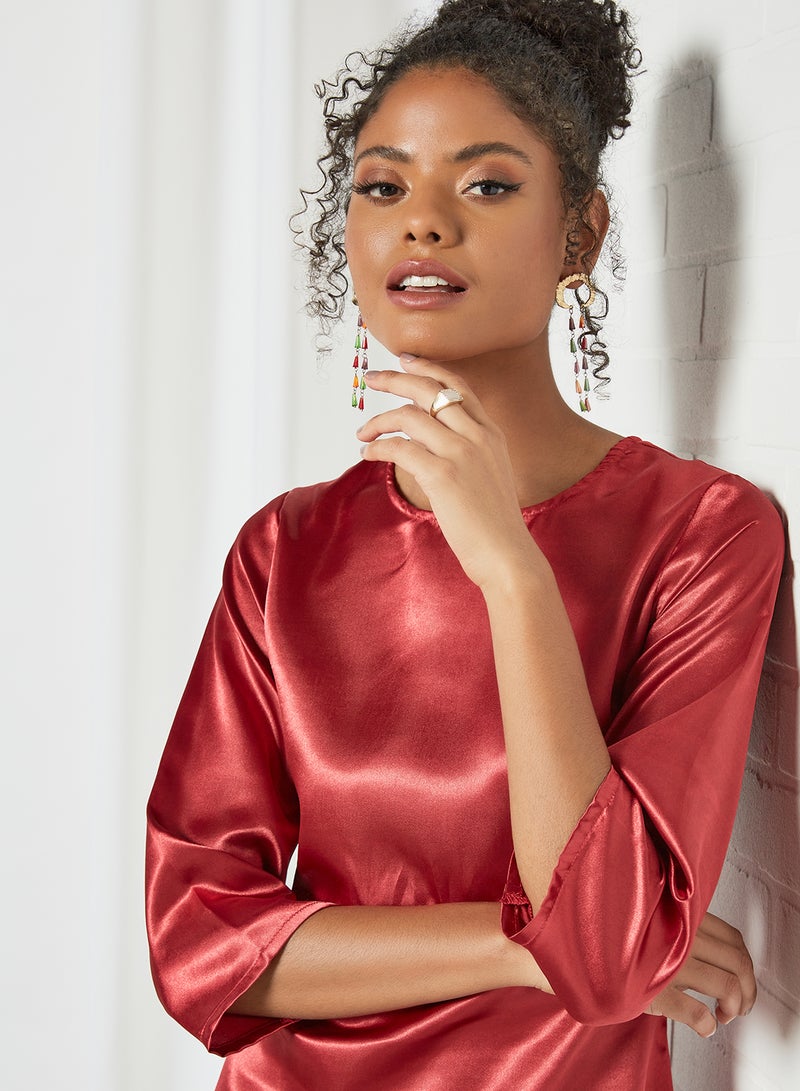 Aila - Fashionable Round Neck Dress Maroon - Image 1