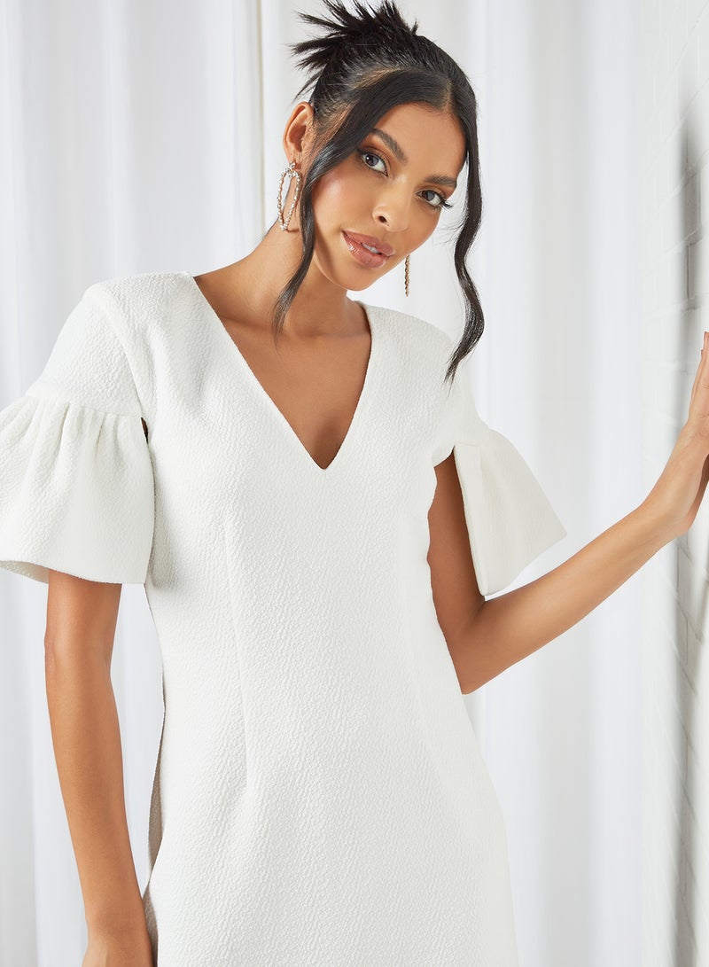 ELLIATT - Nikita V-Neck Dress White - Image 1