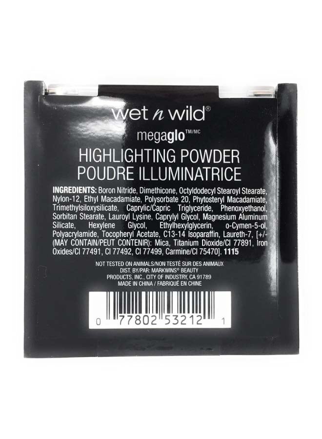 Wet N Wild - Wet N Wild Megaglo Highlighting Powders - 321B / 34766 Precious Petals - Image 1