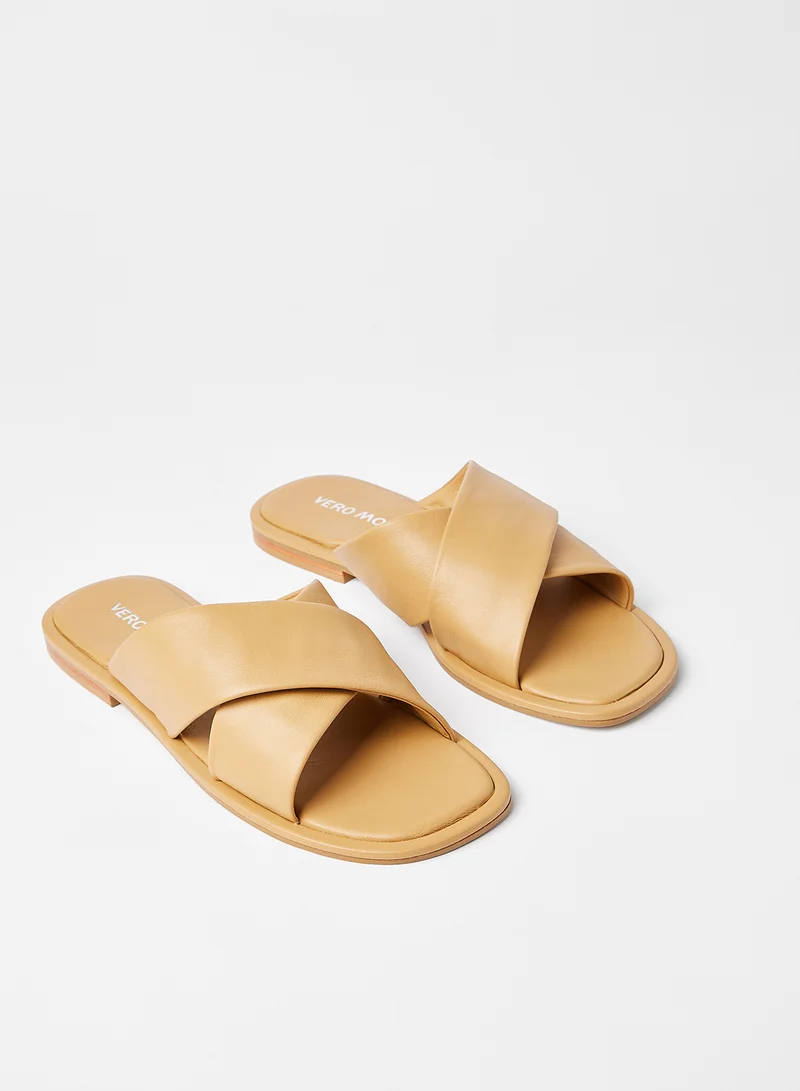 VERO MODA Criss-Cross Leather Strap Sandals