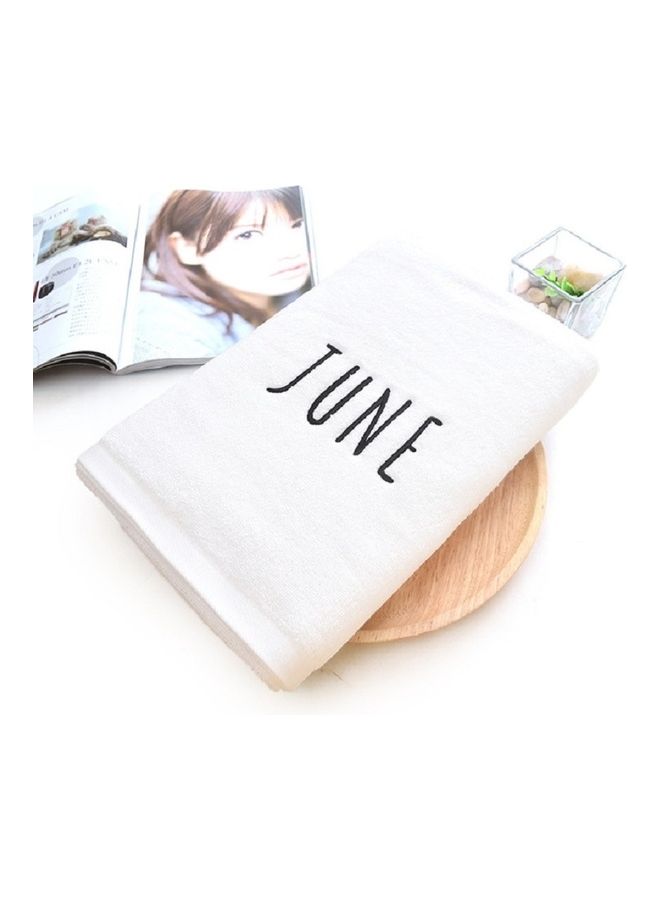 أو إي إم منشفة استحمام كبيرة من القطن الصافي أبيض 30X20X10سم